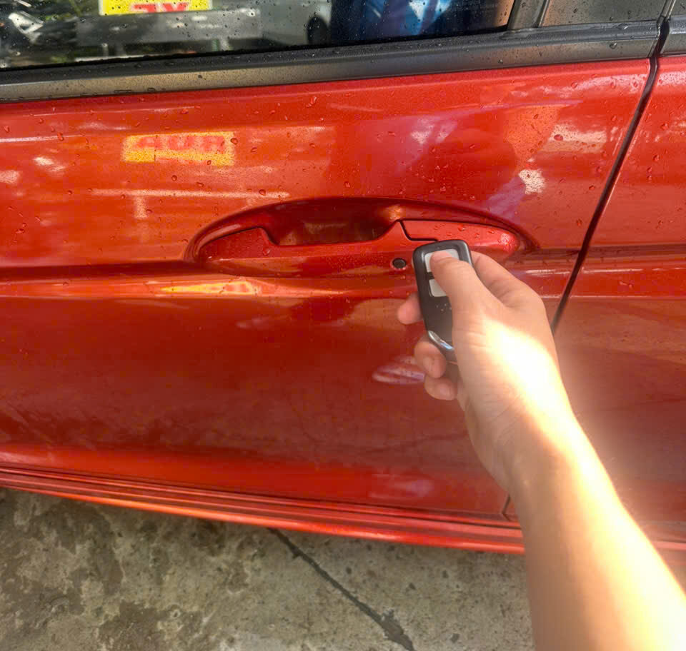 làm chìa remote Honda Jazz