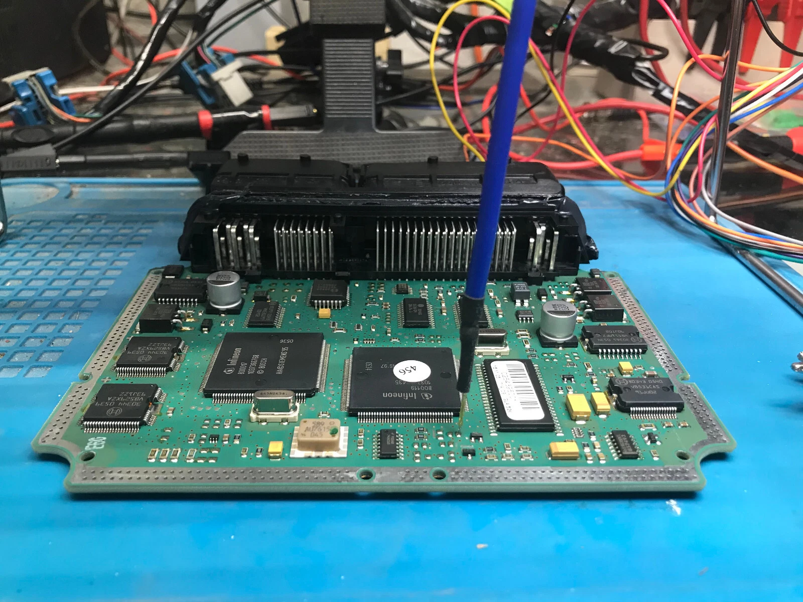 sơ đồ chân ecu bosch me9.7 mercedes hỗ trợ đọc ghi dữ liệu