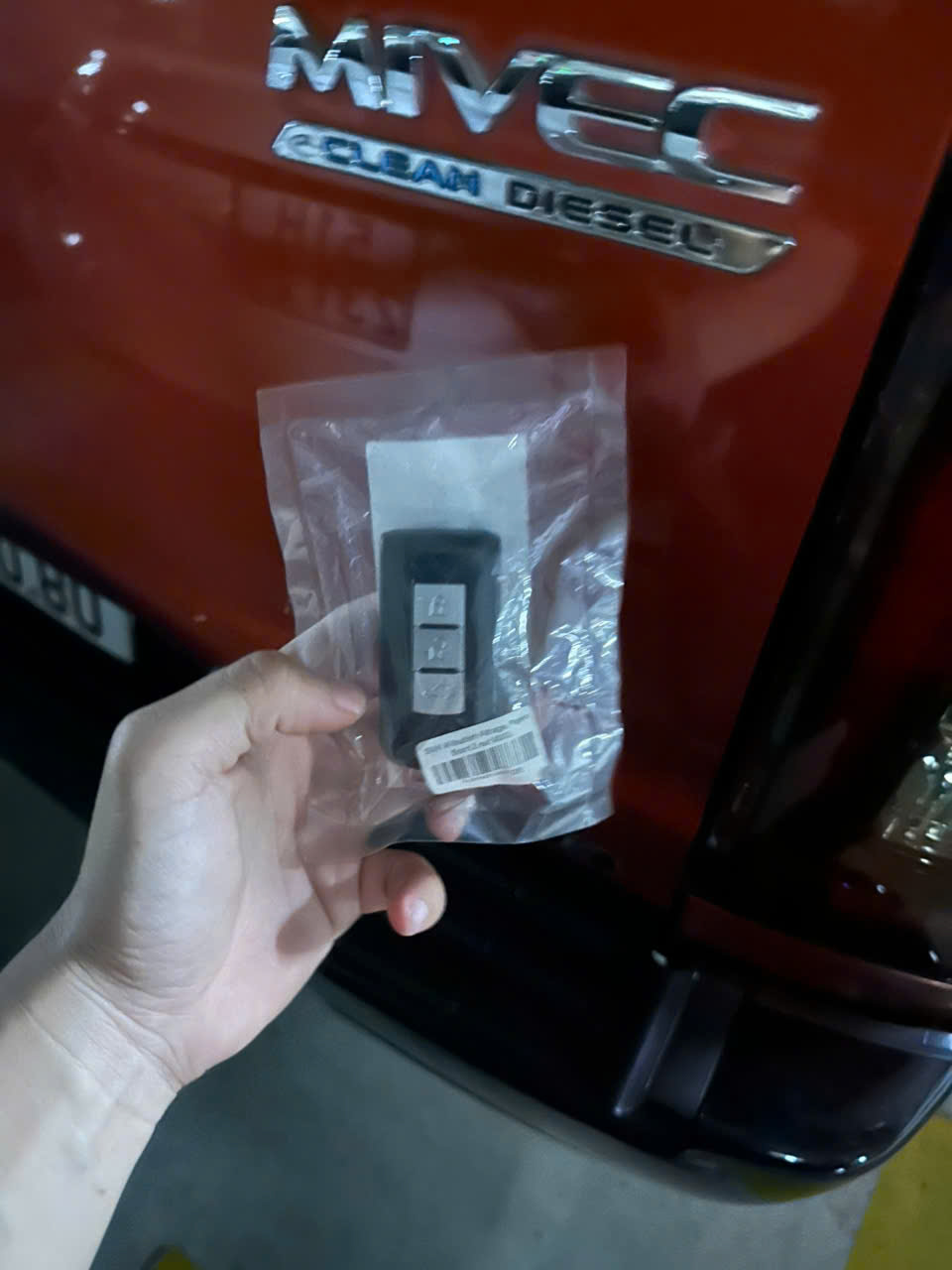làm chìa khoá smartkey Mitsubishi Triton